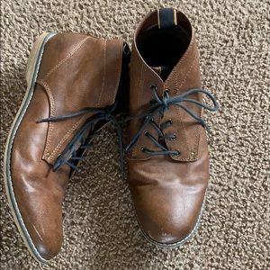 Brown chukka men’s shoes